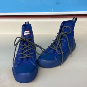 Hunter Blue Rain Boots, Size M5.5 W7.5, MAKE AN OFFER!!!